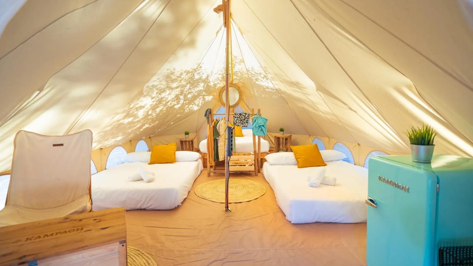Luxe tent Kampaoh Tarifa Hotel Spanje