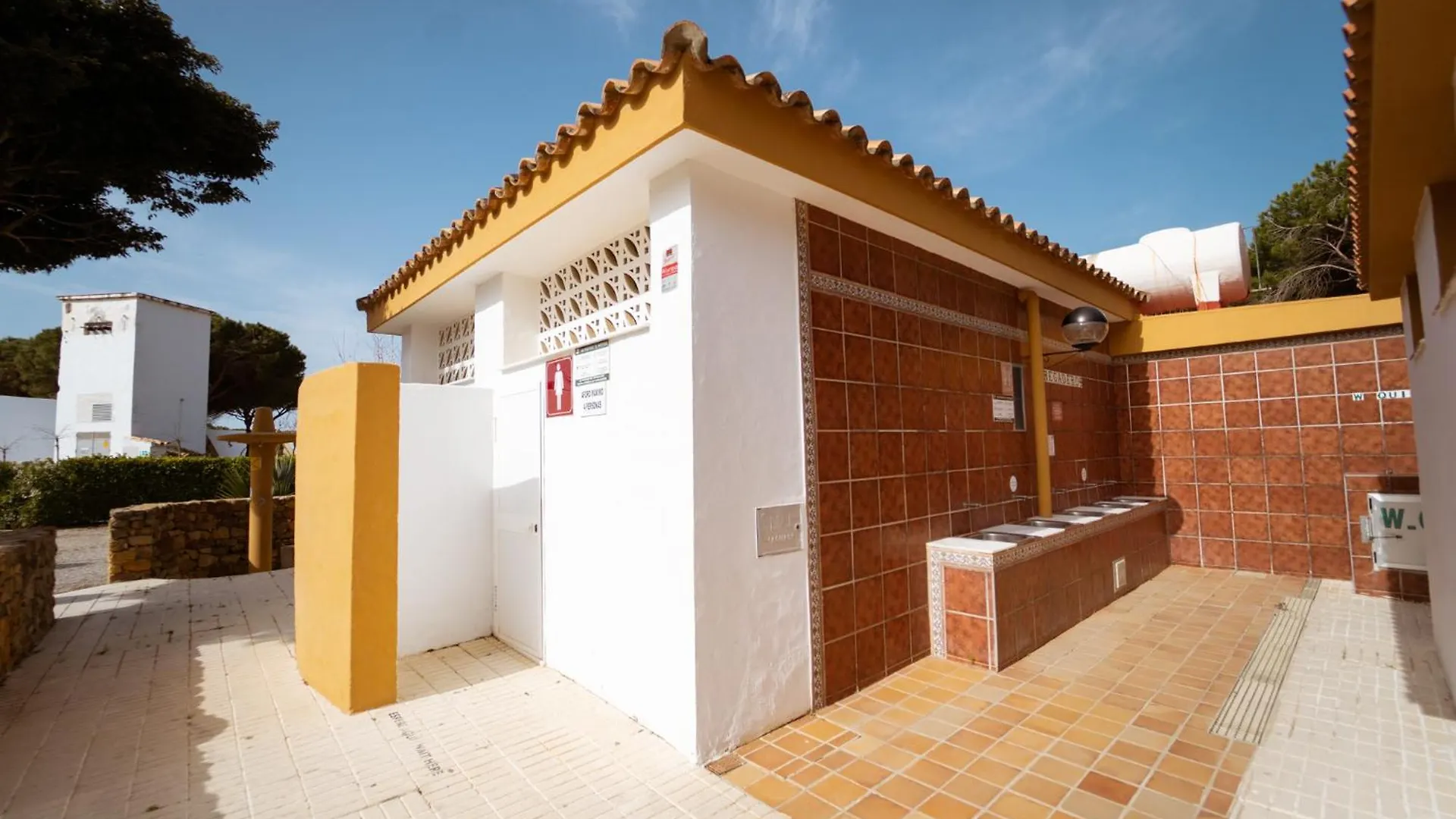Kampaoh Tarifa Hotel