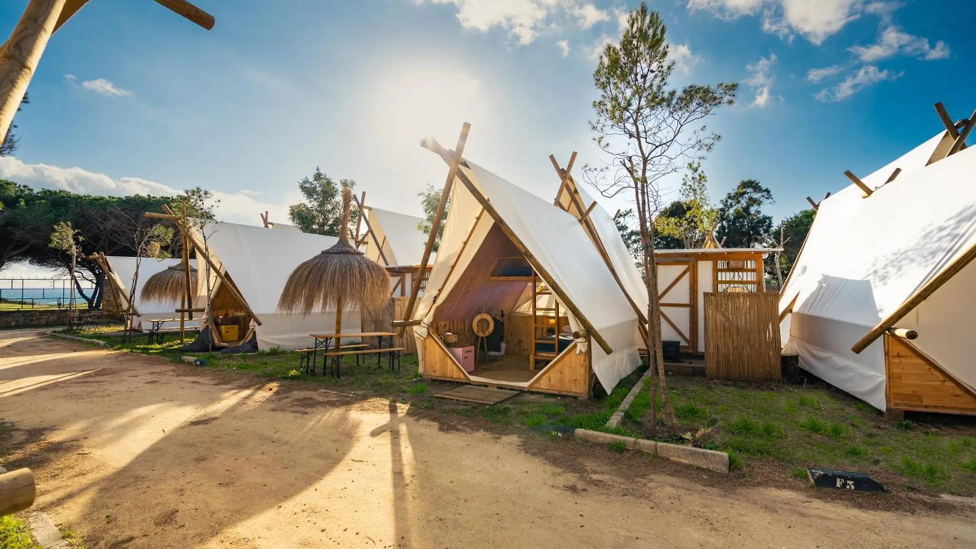 Luxury tent Kampaoh Tarifa Hotel Spain