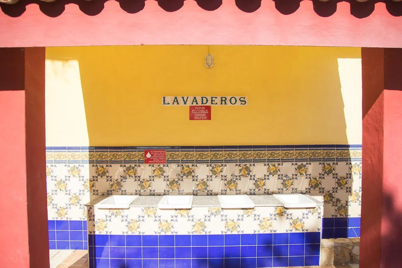 Kampaoh Tarifa Hotel 0*,  Spain